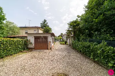 Villino a Schiera in vendita, Via Scipio Slataper, Udine