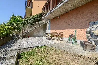 Villino a Schiera in affitto, Via Cervino, Longone al Segrino