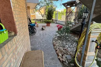 Villa in vendita, Via Vanzaghello, Busto Arsizio