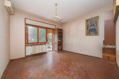 Casa in vendita, Via Carlo Perrier, Roma