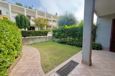 Villino a Schiera in vendita, Via T. Albinoni, Desenzano del Garda