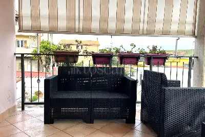 Villino a Schiera in vendita, Via Casaluce, Roma