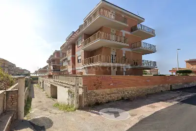 Box in vendita, Lungomare delle Meduse, Pomezia