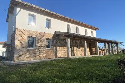 Casa Indipendente in vendita, Via Caserate, Portogruaro
