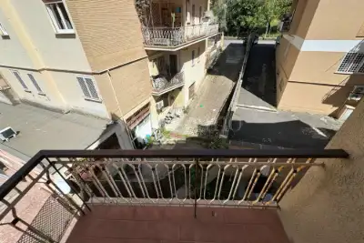 Casa in vendita, Via dei Buonvisi, Roma