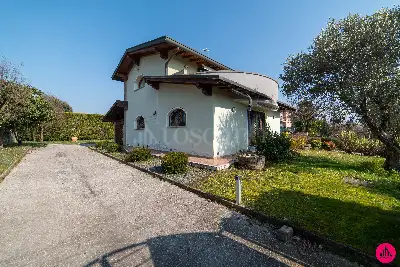 Villa in vendita, Via Galoppat, Pasiano di Pordenone