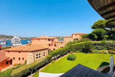 Casa in vendita, Via Porto Vecchio, Arzachena