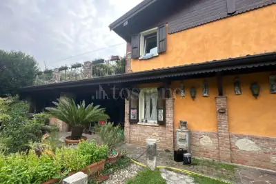 Casa Indipendente in vendita, Via Campiani, Cellatica