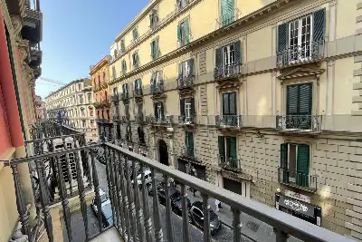 Casa in vendita, Via Domenico Morelli, Napoli