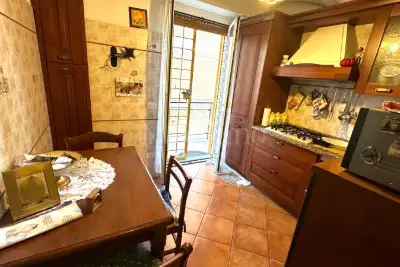 Casa in vendita, Via delle Acacie, Roma