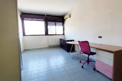 Casa in vendita, Viale dei caduti nella guerra di Liberazione, Roma