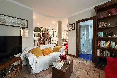 Villino a Schiera in vendita, Largo Rovedine, Opera