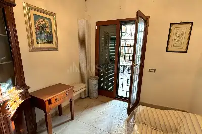 Villino a Schiera in vendita, Via degli Ossoli, Roma