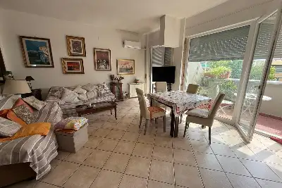 Casa in vendita, Via degli Aldobrandini, Roma