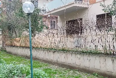 Casa in vendita, Via Laurentina, Roma