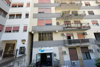 Ufficio in affitto, Via Michele La Rosa, Palermo