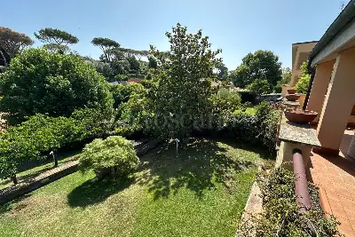 Villa in vendita, Via Giulio Pittarelli, Roma