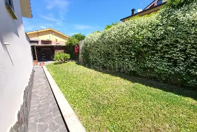 Villa in vendita, Via Giuseppe Ottavio Pitoni, Roma