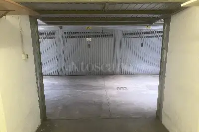 Box in vendita, Via Nearco , Corsico