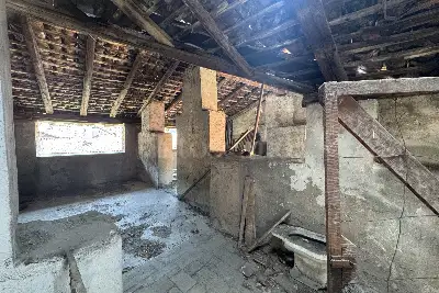 Rustico in vendita, Via Tramaglino, Lecco