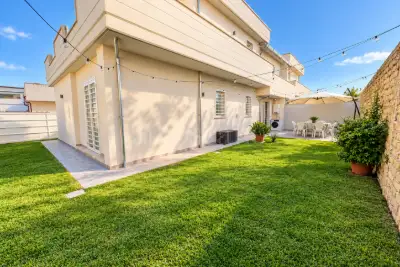 Villa in vendita, Via Franco Vittadini, Roma