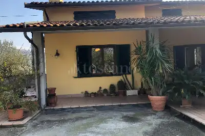 Villa Bifamiliare in vendita, Via di Capalle, Lamporecchio