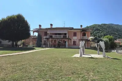 Villa in vendita, Via F. Petrarca, Sarezzo