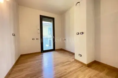 Casa in vendita, Viale Certosa, Milano