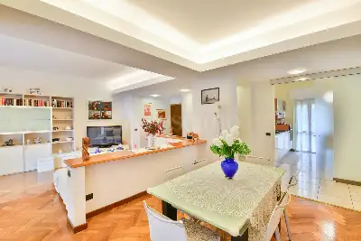 Casa in vendita, Via Prudenziana, Como