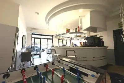 Attività Commerciale in vendita, Via dei Crispolti, Roma