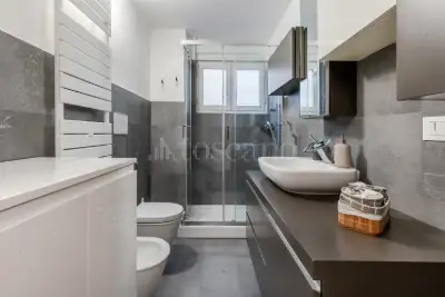 Casa in vendita, Via Francesco Brioschi, Milano