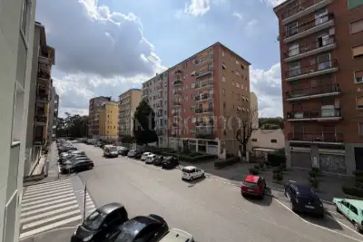 Casa in affitto, Via dei Tulipani, Milano