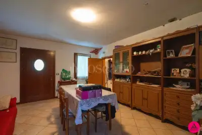 Casa Indipendente in vendita, Via Francesco Baracca, Fontanafredda