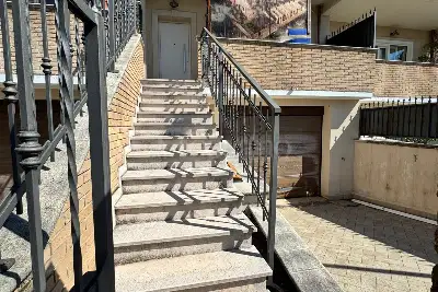 Villino a Schiera in vendita, Via dei Tulipani, Avezzano