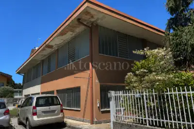 Magazzino in vendita, Via Padre G. Vaghi, Cantù