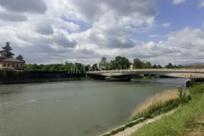 Casa in vendita, Lungadige Cangrande, Verona