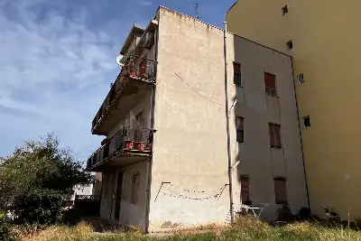 Palazzo in vendita, Via Don Luigi Orione, Reggio di Calabria