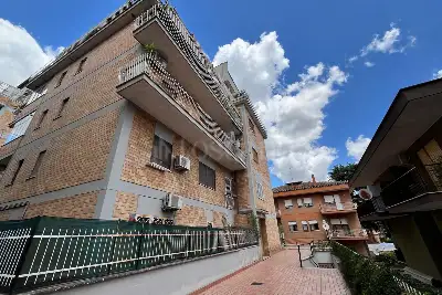 Casa in vendita, Via Maenza, Roma