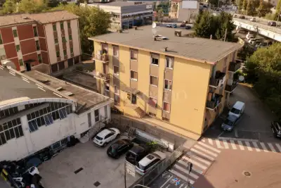 Casa in vendita, Via Enrico Ferri, Brescia