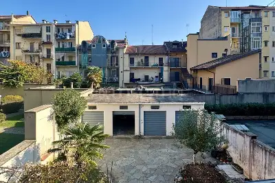 Casa Indipendente in vendita, Via Isonzo, Torino