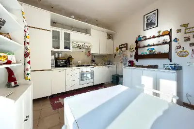 Casa in vendita, Via Pietro Maroncelli 7, Milano