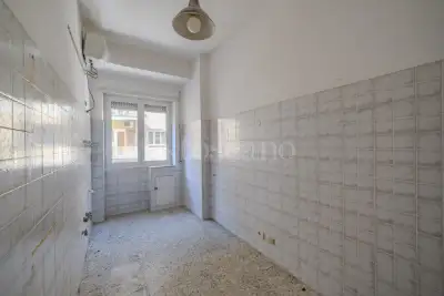 Casa in vendita, Via Luigi Ronzoni, Roma