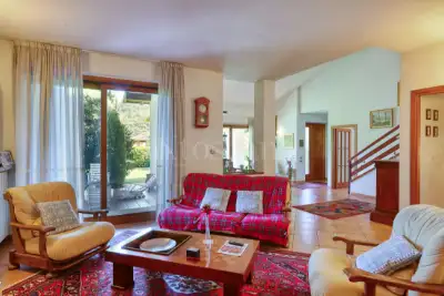 Villa in vendita, Via Marconi, Lavena Ponte Tresa