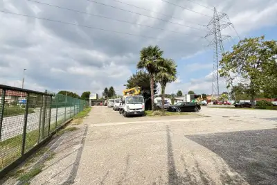 Edificabile Commerciale in vendita, Via per Cascina Amata, Mariano Comense