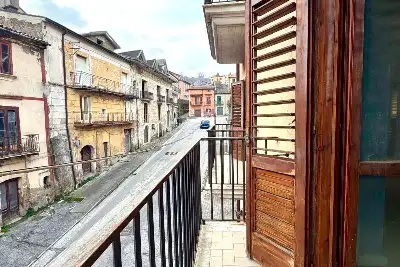 Casa in vendita, Via Garibaldi, Monteforte Irpino