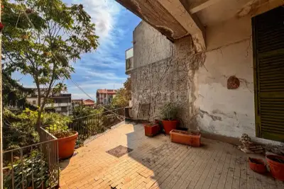Casa Indipendente in vendita, Via Roma, Zafferana Etnea