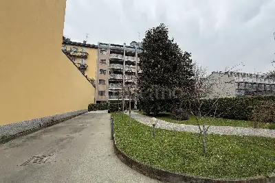 Box in vendita, Via Savona, Milano