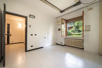 Casa in vendita, Via Leon Battista Alberti, Milano