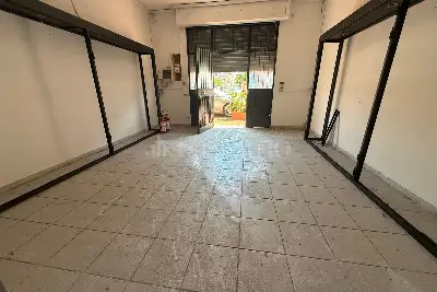 Negozio in vendita, Via Martinengo, Fiumicino