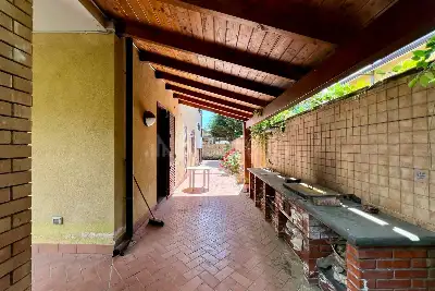 Villa Bifamiliare in vendita, Nicolosi - Ai Pini, Nicolosi